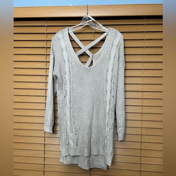 Wishlist Beige Knit V Neck Sweater top Size Small/Medium - Picture 7 of 8